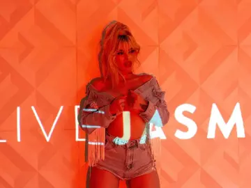 Livejasmin Free Porn Cam of KhloeVoss